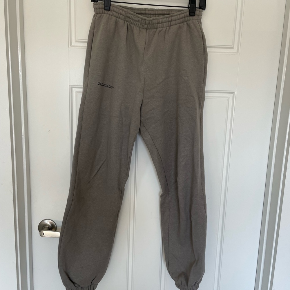 Pangaia Stone/Gray sweatpants
